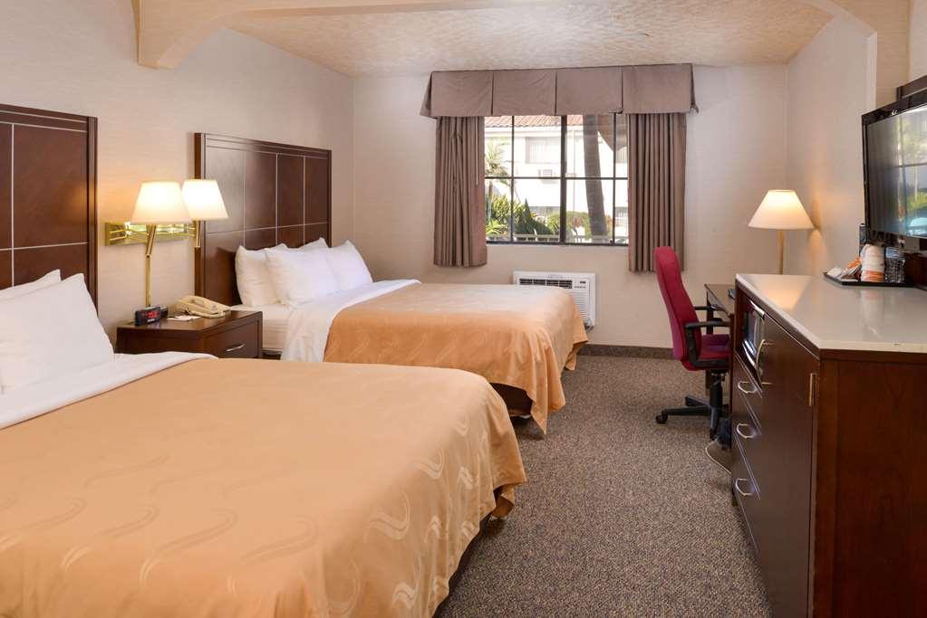 Quality Inn & Suites Walnut - City Of Industry Rom bilde