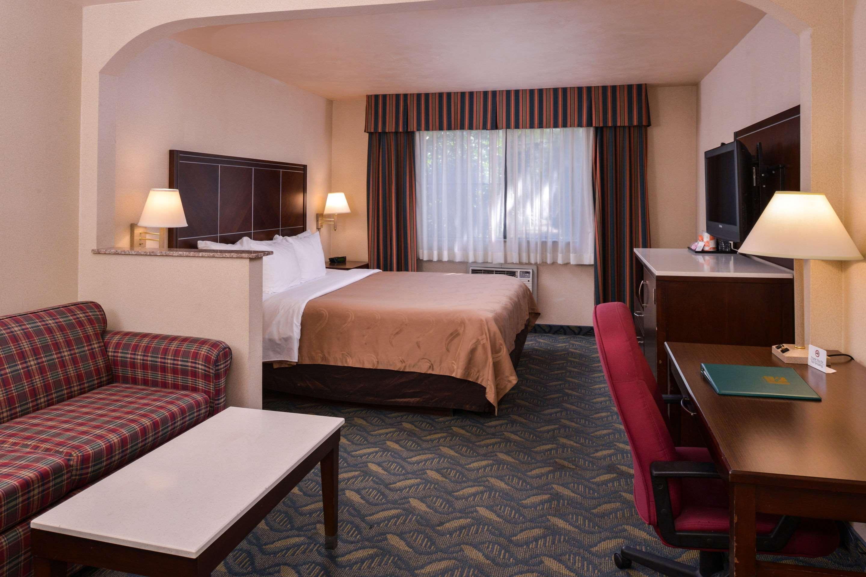 Quality Inn & Suites Walnut - City Of Industry Eksteriør bilde