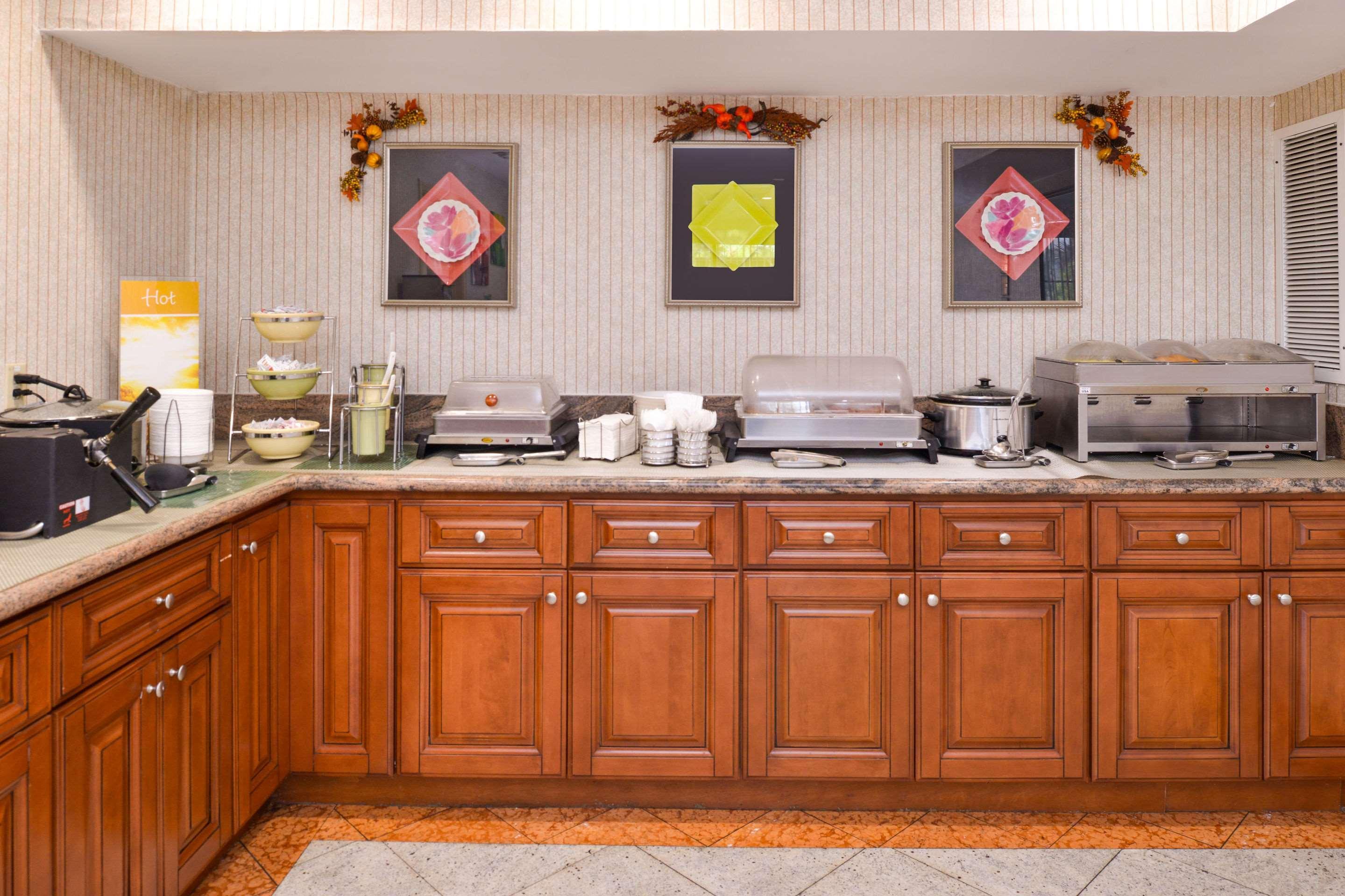 Quality Inn & Suites Walnut - City Of Industry Eksteriør bilde