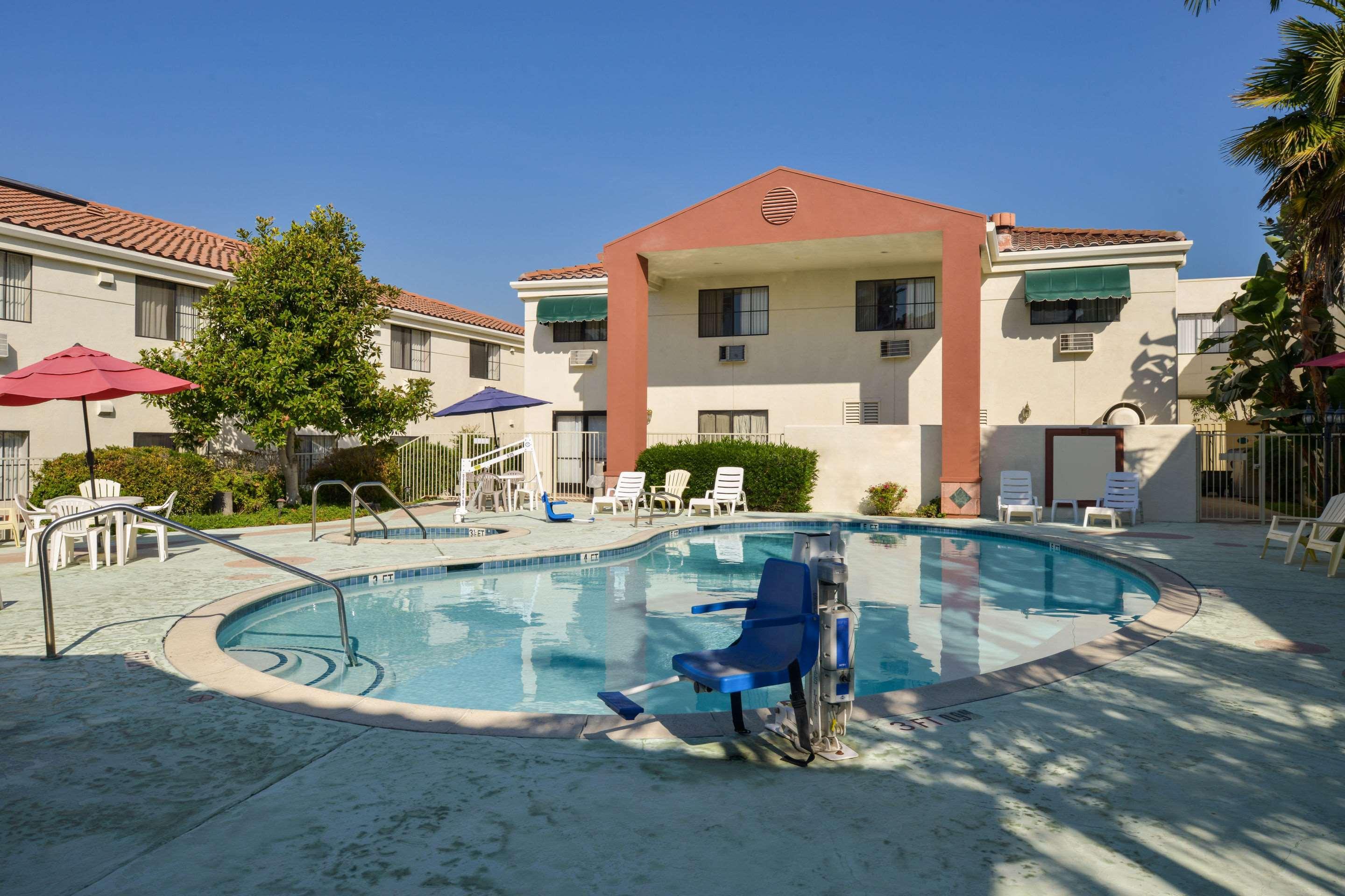 Quality Inn & Suites Walnut - City Of Industry Eksteriør bilde