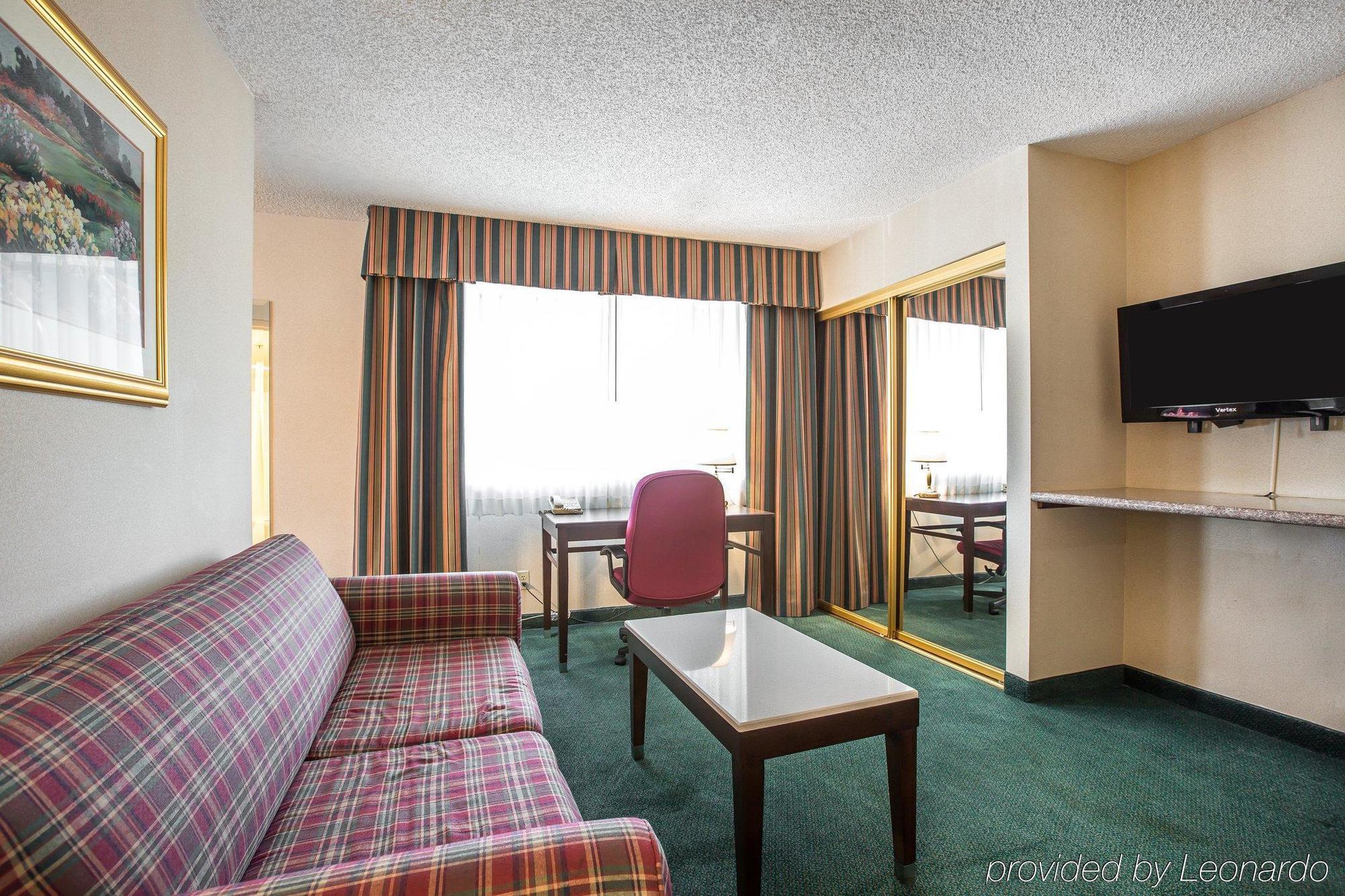 Quality Inn & Suites Walnut - City Of Industry Eksteriør bilde