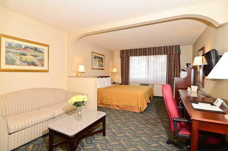 Quality Inn & Suites Walnut - City Of Industry Eksteriør bilde